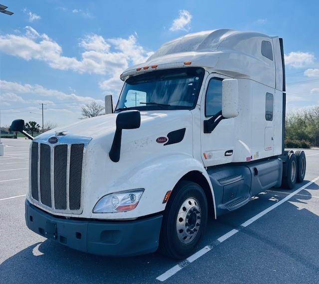2021 Peterbilt 579-0