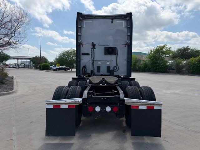 2022 Kenworth T680-5