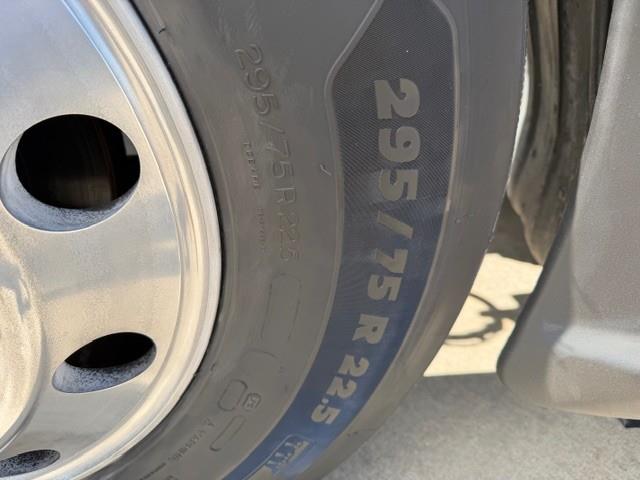 2022 Kenworth T680-18