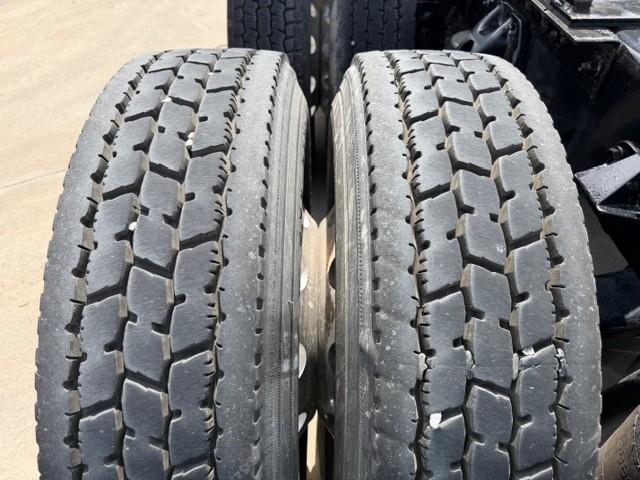 2022 Kenworth T680-21