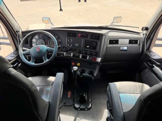 2022 Kenworth T680-41