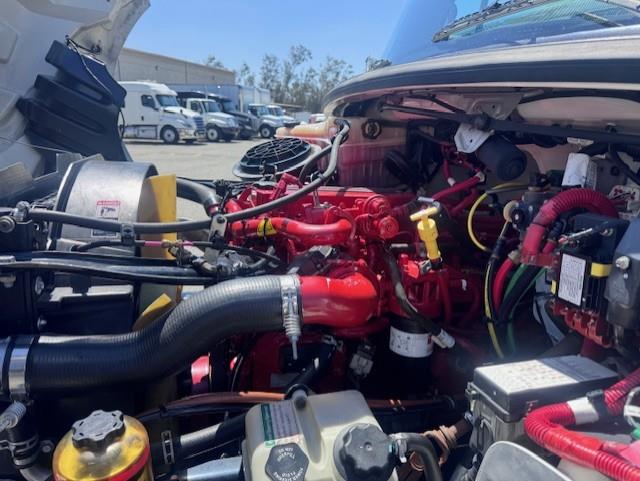 2019 Freightliner Business Class M2 106-9