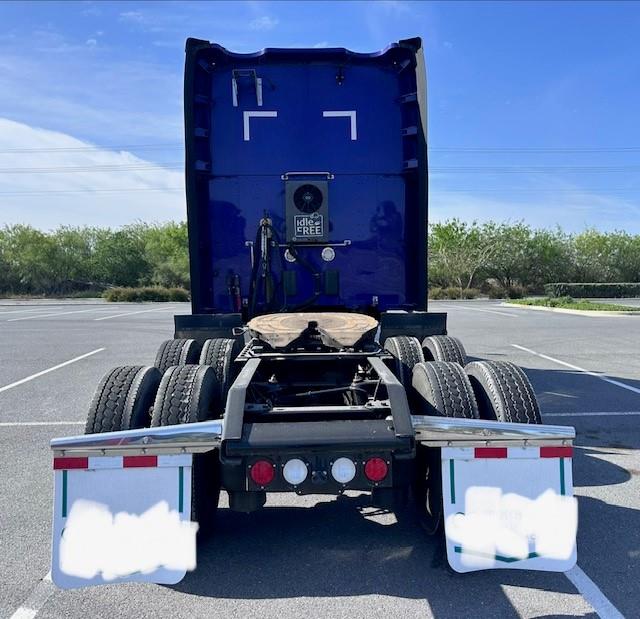 2022 Kenworth T680-5