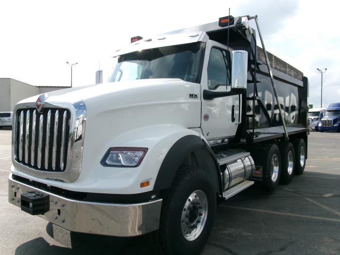 2026 International HX - image 2