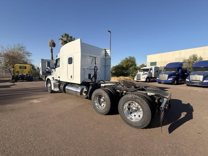 2022 Peterbilt 579-2