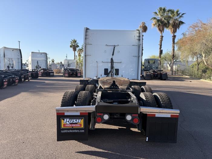 2022 Peterbilt 579-3