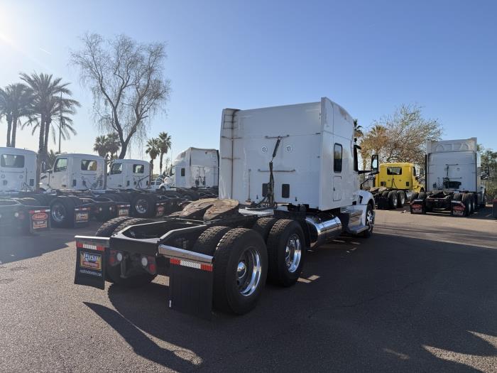 2022 Peterbilt 579-4