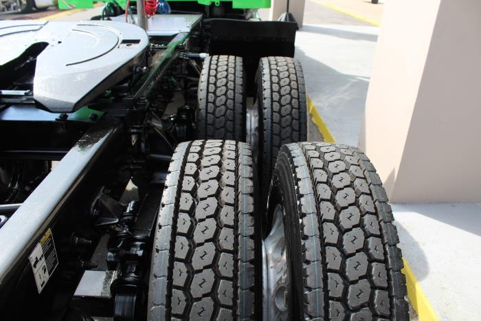 2021 Peterbilt 567-5