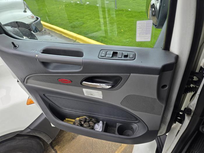 2016 Peterbilt 579-6