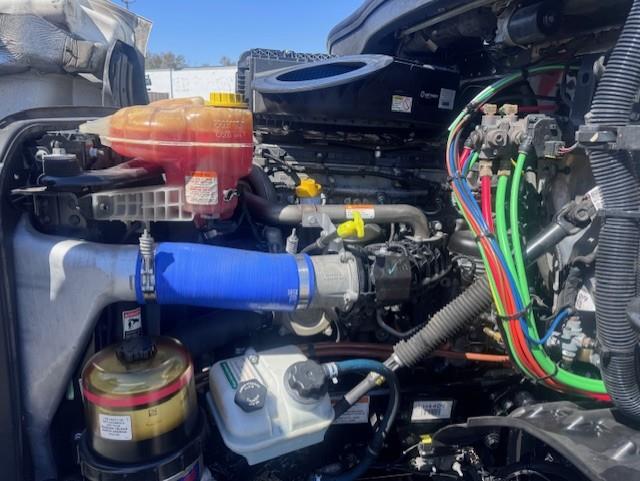 2019 Freightliner Cascadia-10