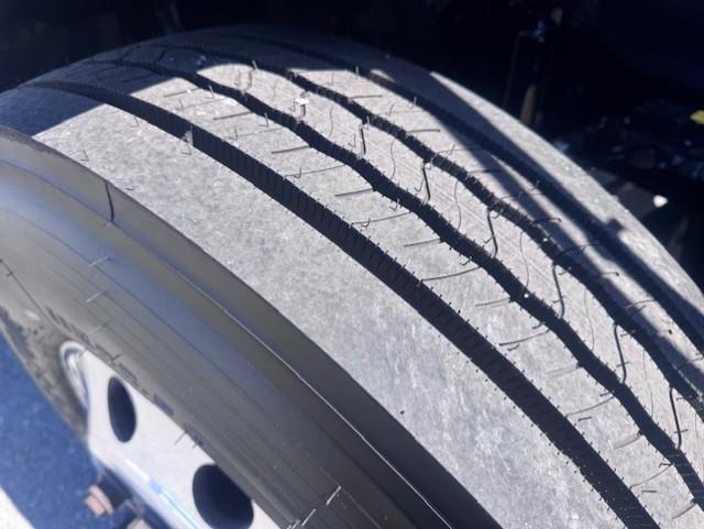 2019 Freightliner Cascadia-14