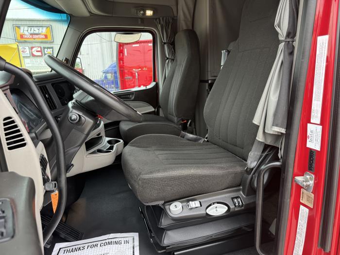 2022 Peterbilt 579-15