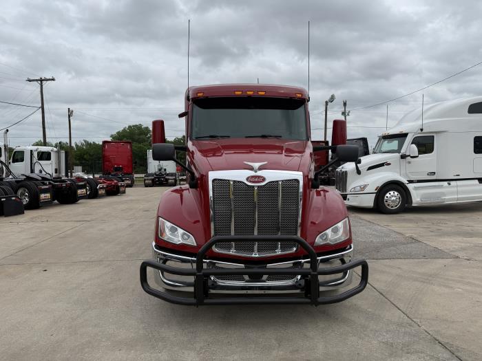 2022 Peterbilt 579-20