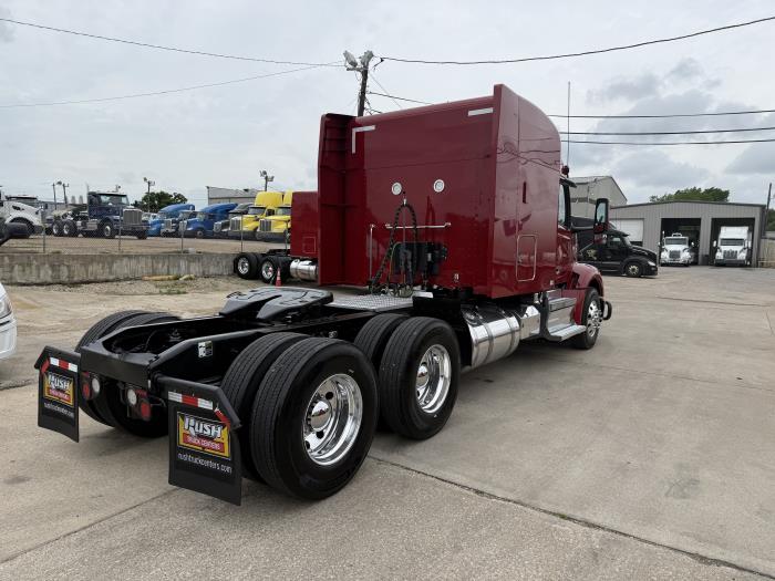2022 Peterbilt 579-32