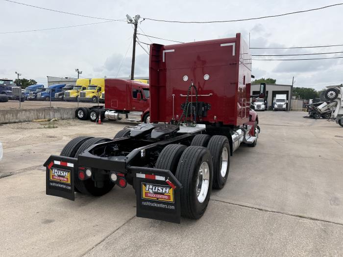 2022 Peterbilt 579-33