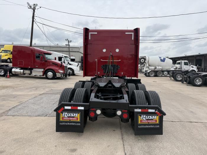2022 Peterbilt 579-35
