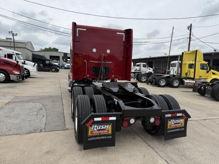 2022 Peterbilt 579-36