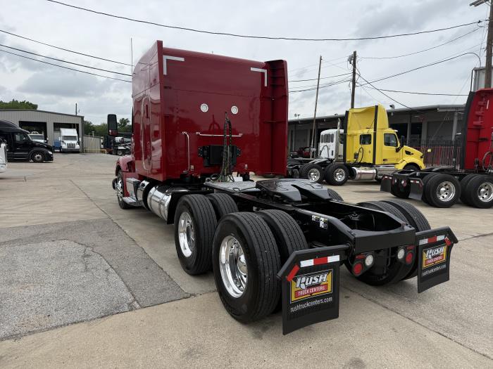 2022 Peterbilt 579-37