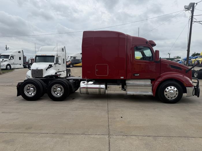 2022 Peterbilt 579-29