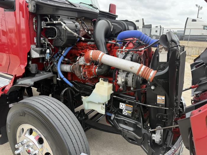 2022 Peterbilt 579-43