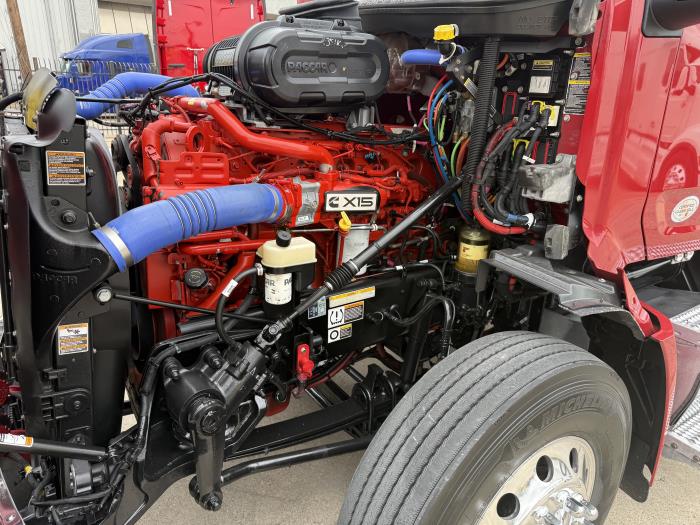 2022 Peterbilt 579-44