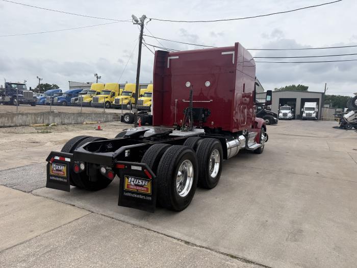 2022 Peterbilt 579-33