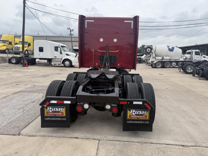 2022 Peterbilt 579-35