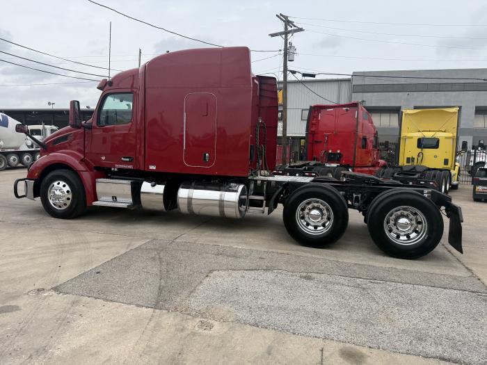 2022 Peterbilt 579-38