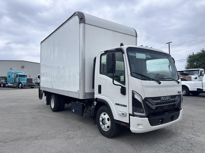 2025 Isuzu NPR-HD-2