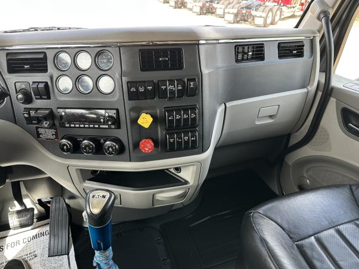 2021 Peterbilt 567-5