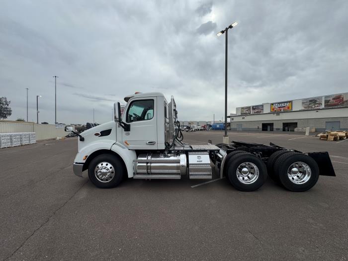 2020 Peterbilt 579-1