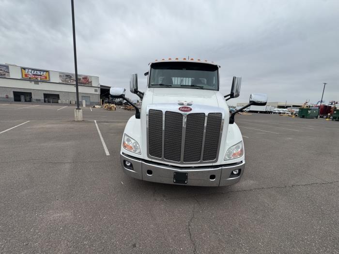 2020 Peterbilt 579-7