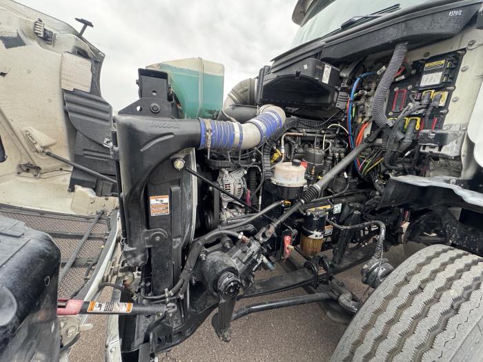 2020 Peterbilt 579-9