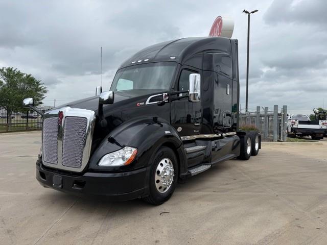 2022 Kenworth T680-1