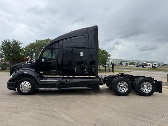 2022 Kenworth T680-3