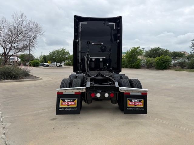 2022 Kenworth T680-6