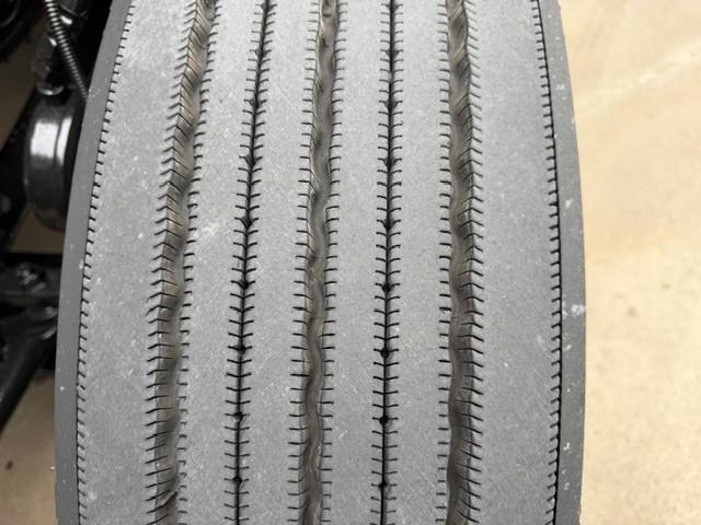 2022 Kenworth T680-17