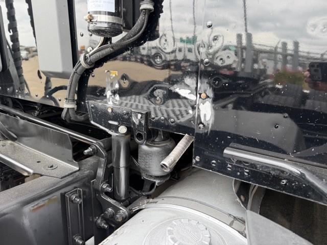 2022 Kenworth T680-23