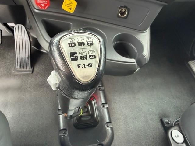 2022 Kenworth T680-32