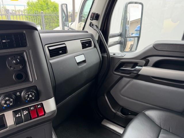 2022 Kenworth T680-54