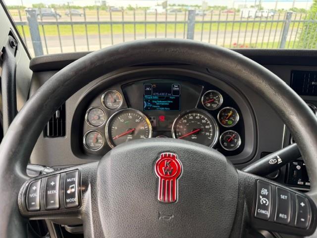 2022 Kenworth T680-57