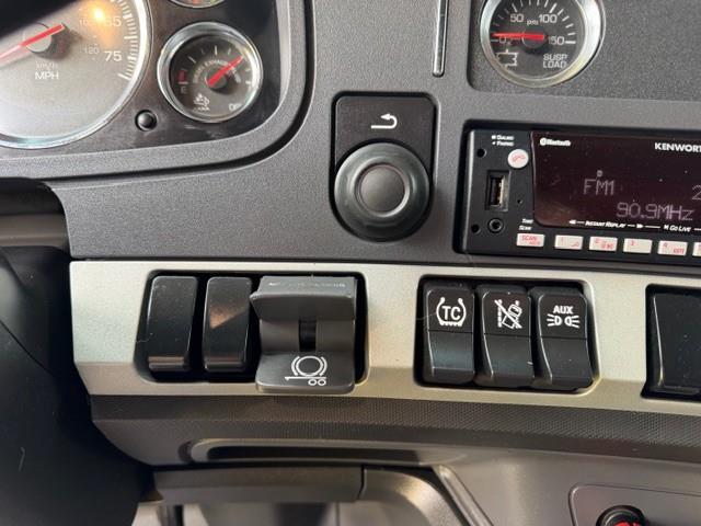 2022 Kenworth T680-61