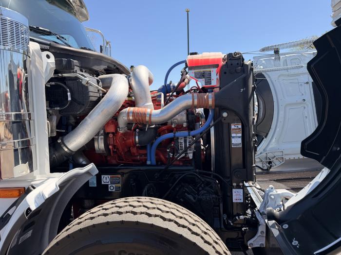 2027 Peterbilt 589-7