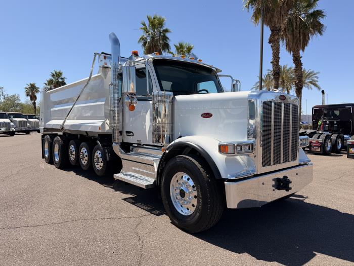 2027 Peterbilt 589-8