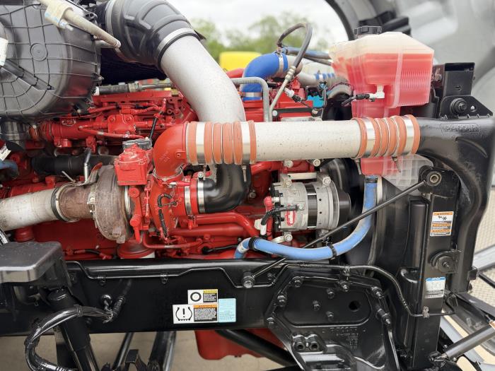 2022 Kenworth T680-17