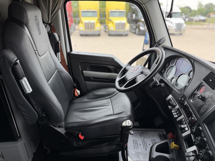 2022 Kenworth T680-23