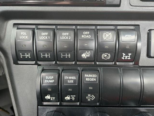 2019 International LT625-9