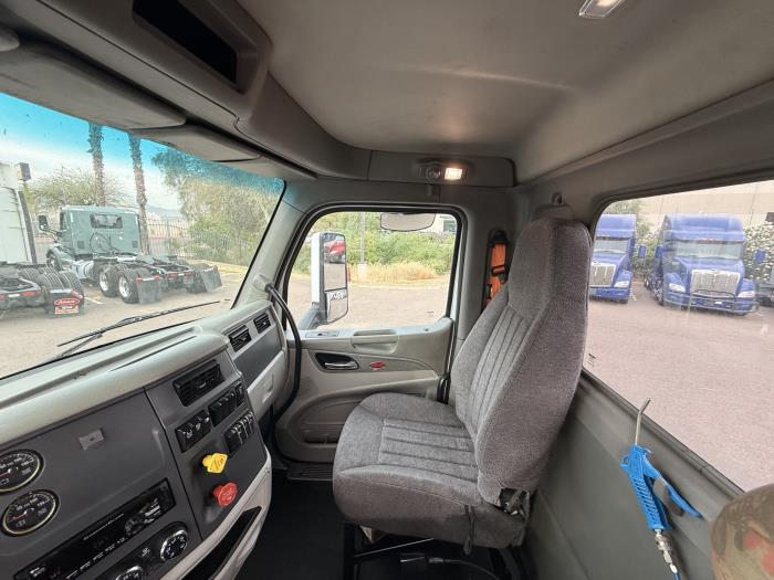 2020 Peterbilt 579-13