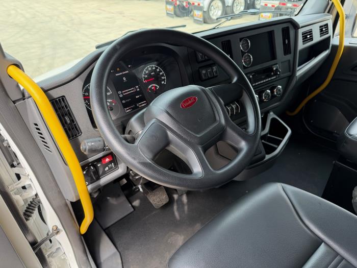 2026 Peterbilt 536-12