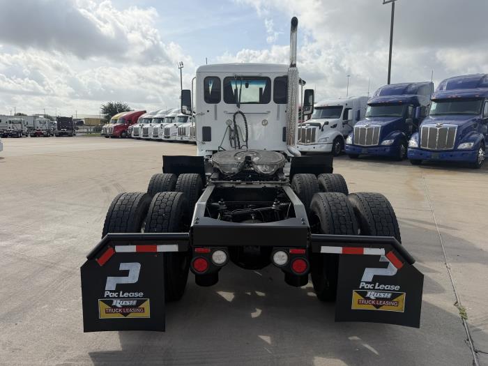 2021 Peterbilt 579-3